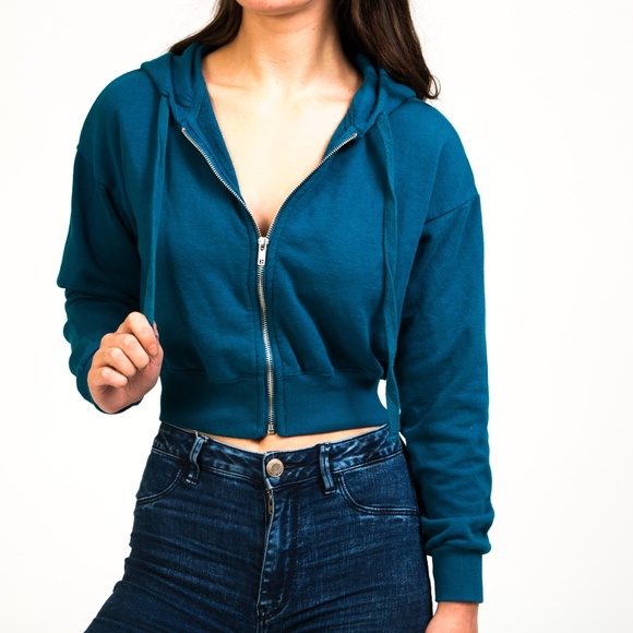 ●FOREVER 21 Cropped Zip Up Hoodie - Picture 2 of 3